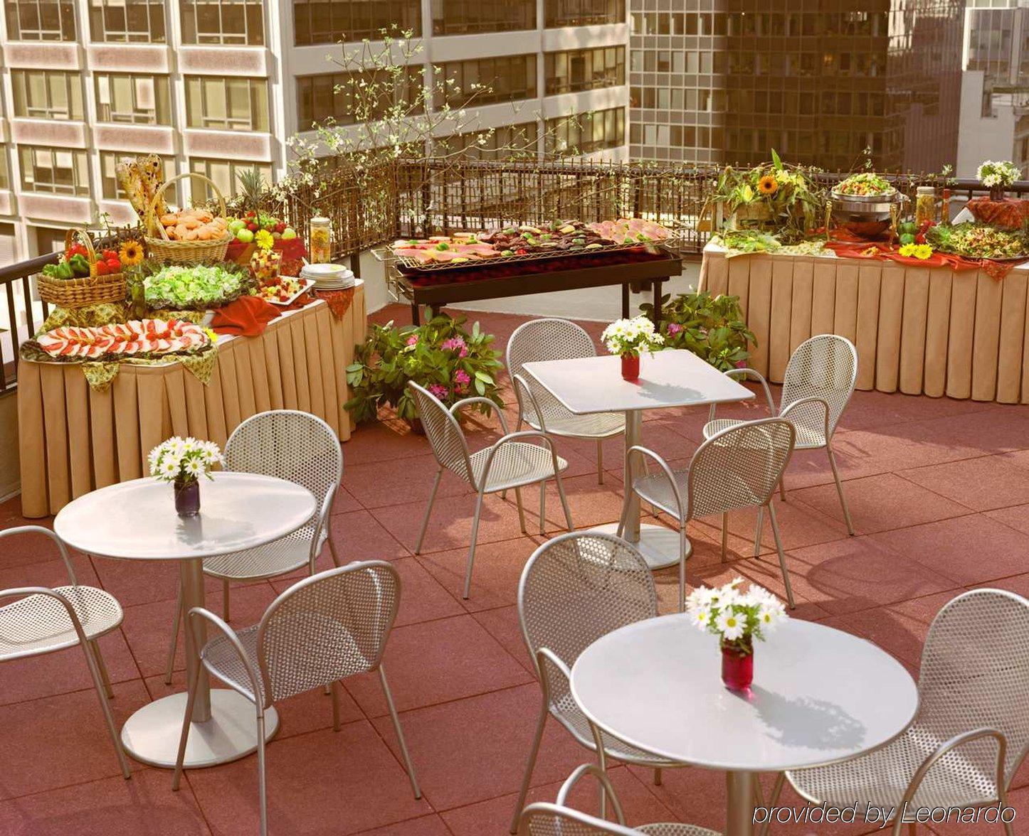 Doubletree By Hilton Metropolitan New York City Restaurant photo